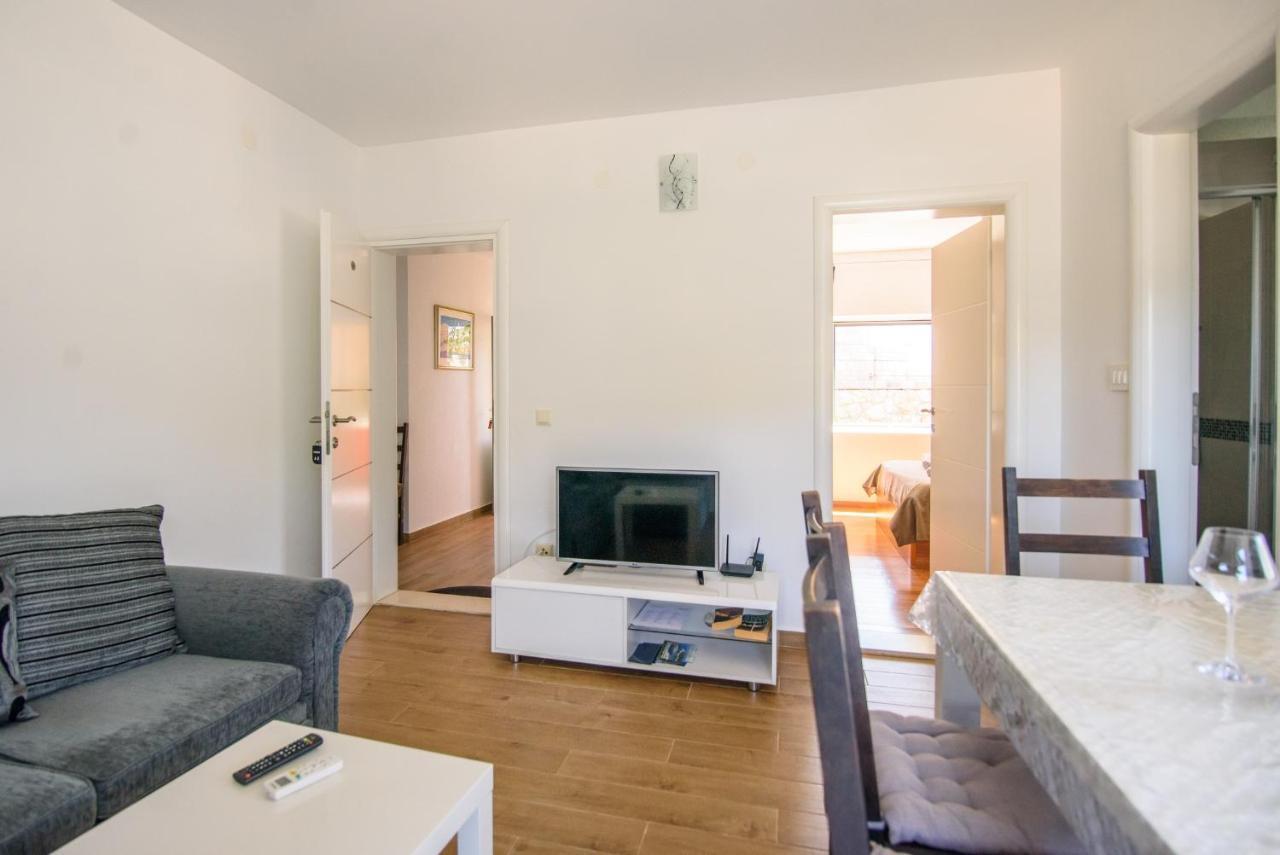 Accomodation Stermasi Maranovići Εξωτερικό φωτογραφία