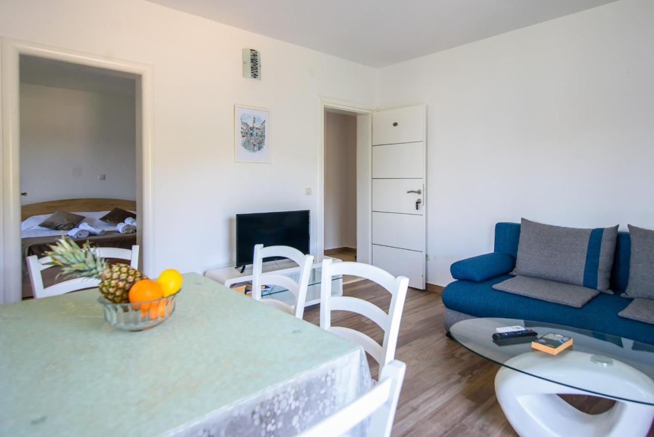 Accomodation Stermasi Maranovići Εξωτερικό φωτογραφία